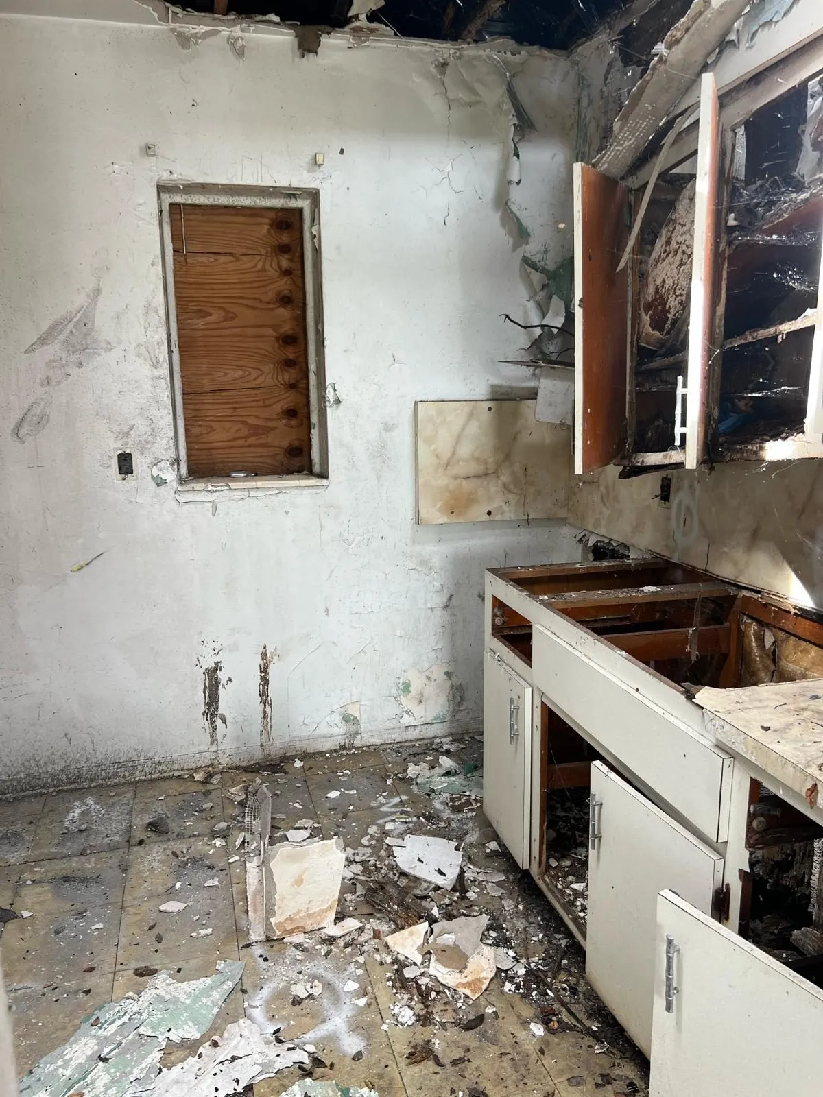 A house we bought in Florida, photographed as we found it